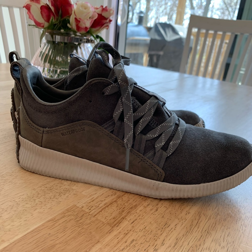 Sorels Out ‘N About Sneakers